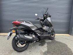 2026 Yamaha XMAX 300 Crystal Graphite