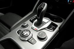 2023 Alfa Romeo Giulia Veloce