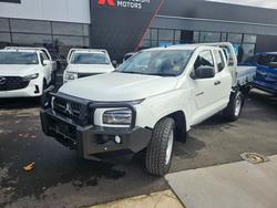 2025 Mitsubishi Triton GLX