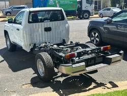 2025 MITSUBISHI TRITON GLX