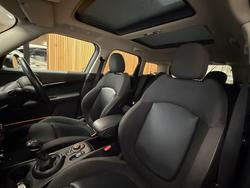 2017 MINI COUNTRYMAN COOPER