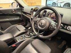 2017 MINI COUNTRYMAN COOPER