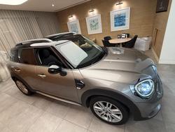 2017 MINI COUNTRYMAN COOPER