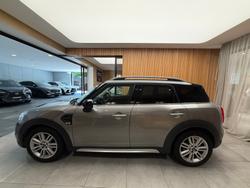 2017 MINI COUNTRYMAN COOPER