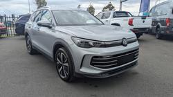 2025 VOLKSWAGEN Tiguan ELEGANCE