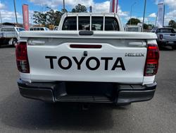 2019 Toyota Hilux 4x4 Workmate 2.4L T Diesel Automatic Double Cab 1Y25460 002