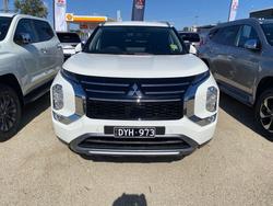 2025 MITSUBISHI Outlander LS