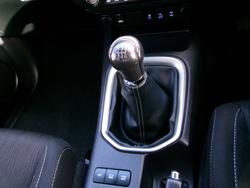 2018 TOYOTA
HILUX SR5 (4x4)