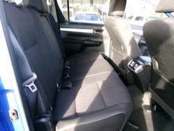 2018 TOYOTA
HILUX SR5 (4x4)