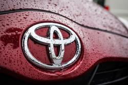 2020 Toyota YARIS Ascent Sport