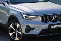2024 Volvo
XC40 Ultra B4 Bright