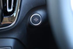 2024 Volvo
XC40 Ultra B4 Bright