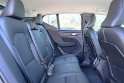 2024 Volvo
XC40 Ultra B4 Bright