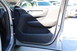 2024 Volvo
XC40 Ultra B4 Bright