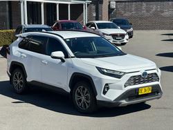 2022 TOYOTA
                RAV4 GXL (2WD) HYBRID