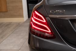 2016 MERCEDES-BENZ C250