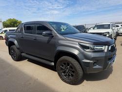 2022 Toyota Hilux Rogue Graphite
