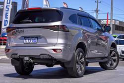 2025 Isuzu
MU-X LS-T