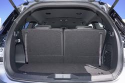 2025 Isuzu
MU-X LS-T