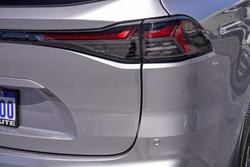 2025 Isuzu
MU-X LS-T