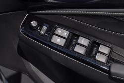 2025 Isuzu
MU-X LS-T