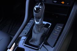 2025 Isuzu
MU-X LS-T