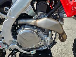 2026 Honda CRF450R MX DES NATIONS Red