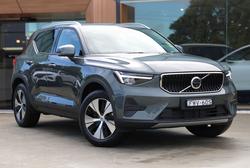 2026 Volvo XC40 Plus B4