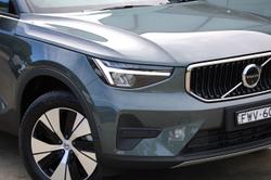 2026 Volvo XC40 Plus B4