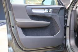 2026 Volvo XC40 Plus B4