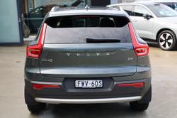 2026 Volvo XC40 Plus B4