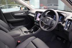 2026 Volvo XC40 Plus B4