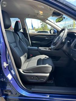 2024 Nissan
                X-TRAIL ST-L