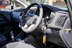 2014 KIA RIO S