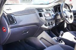 2014 KIA RIO S