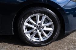 2018 Mazda
3 Maxx Sport