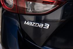 2018 Mazda
3 Maxx Sport