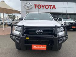 2021 Toyota Hilux 4x4 SR 2.8L T Diesel Automatic Double Cab C/C