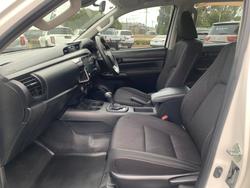 2021 Toyota Hilux 4x4 SR 2.8L T Diesel Automatic Double Cab C/C
