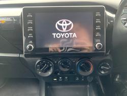 2021 Toyota Hilux 4x4 SR 2.8L T Diesel Automatic Double Cab C/C