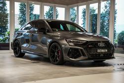 2023 Audi
RS3