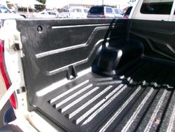 2022 Toyota
Hilux 4x4 Hilux 4x4 SR 2.8L T Diesel Automatic Double Cab 2U76970 001