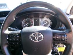 2022 Toyota
Hilux 4x4 Hilux 4x4 SR 2.8L T Diesel Automatic Double Cab 2U76970 001