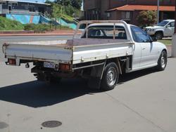 2005 Holden Ute VZ White