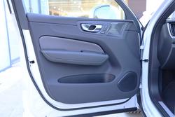 2024 Volvo
XC60 Ultra B5 Bright