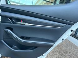 2025 Mazda 3 G20 Evolve