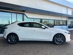 2025 Mazda 3 G20 Evolve