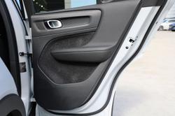 2021 Volvo XC40 T5 R-Design