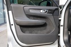 2021 Volvo XC40 T5 R-Design