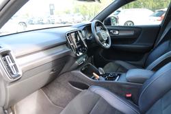 2021 Volvo XC40 T5 R-Design